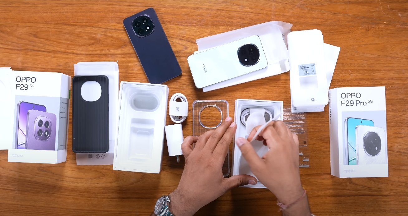 Unboxing OPPO F29 Box