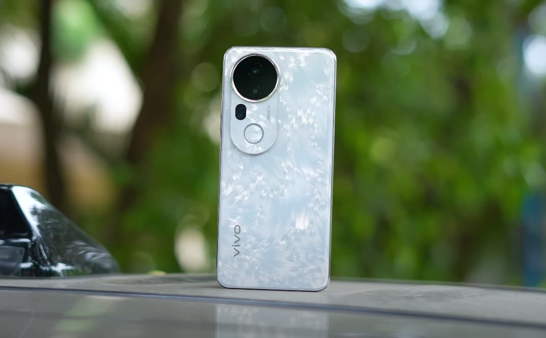 Vivo T4 Ultra Top Features Review 1 Vivo T4 Ultra photo