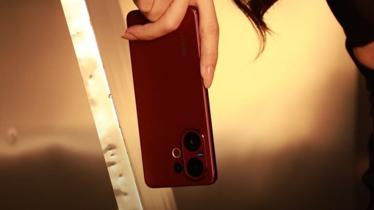 Vivo V60e compact design gains attention from USA audience