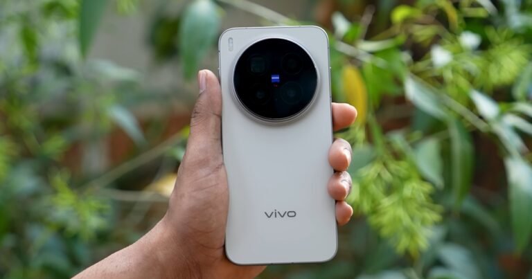 Vivo X300 Pro teardown video exposes hidden features