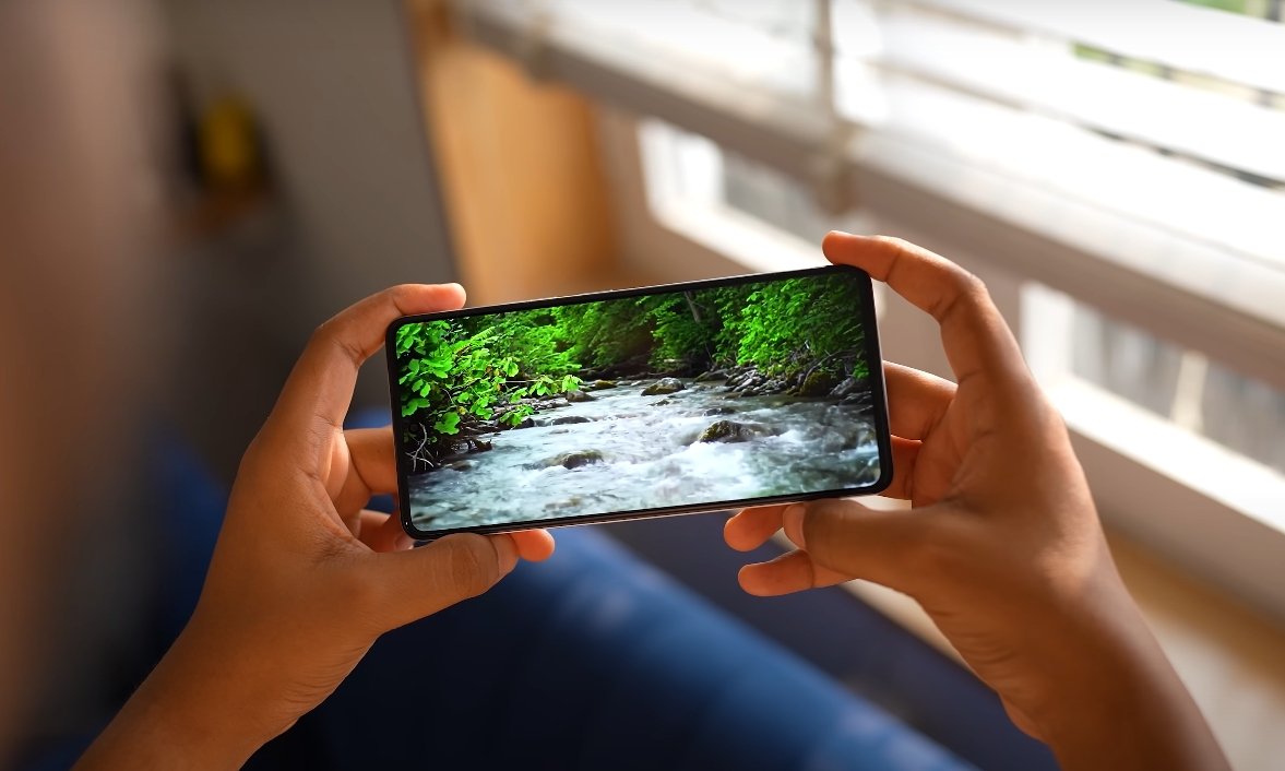 Canada Users Are Excited About LAVA Blaze Amoled 2