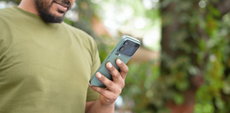 Xiaomi 17 Pro Max rear display customization how far can you go