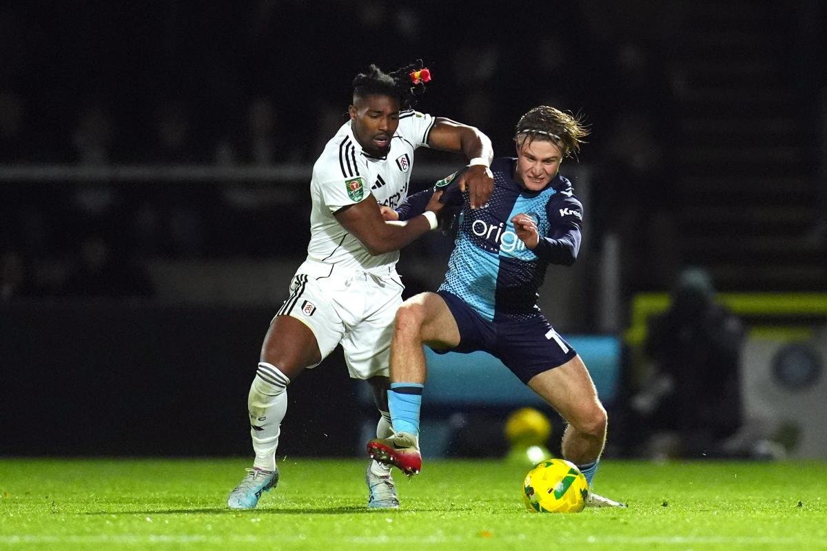 Wycombe Wanderers striker Sam Bell recalled by Bristol City