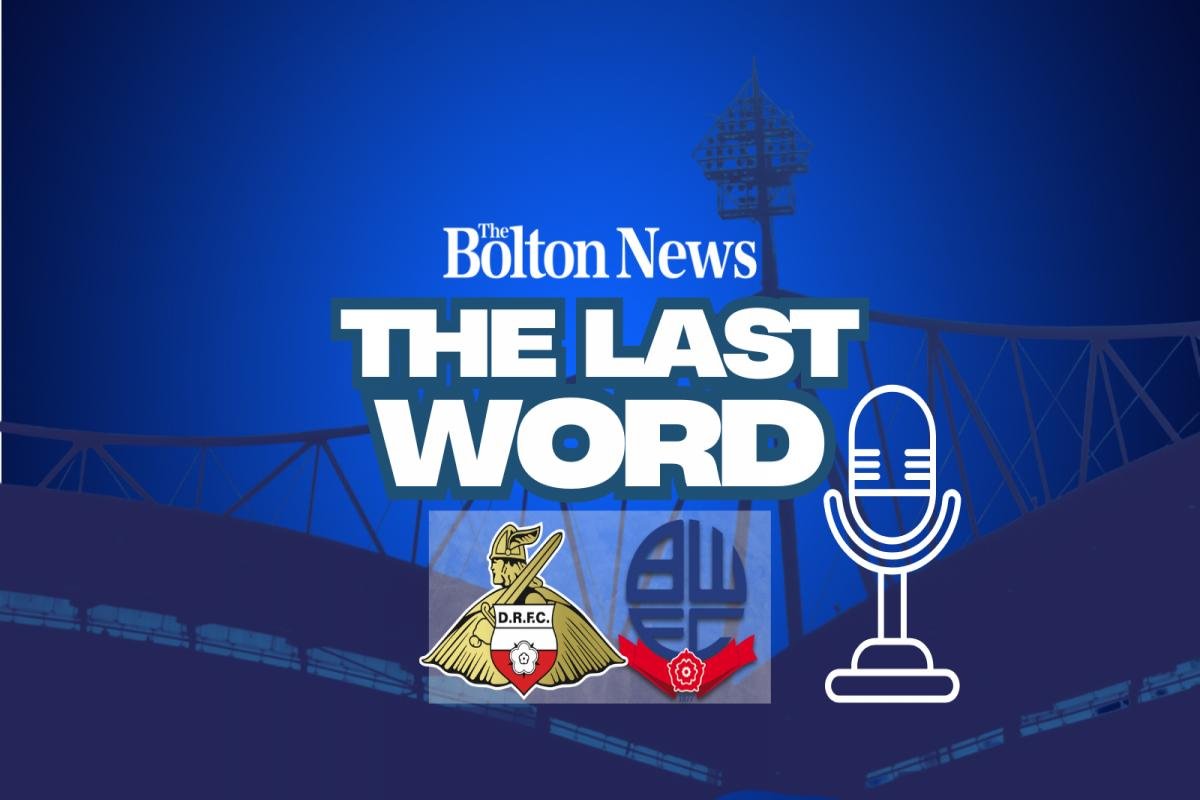 Bolton Wanderers football team playing at stadium