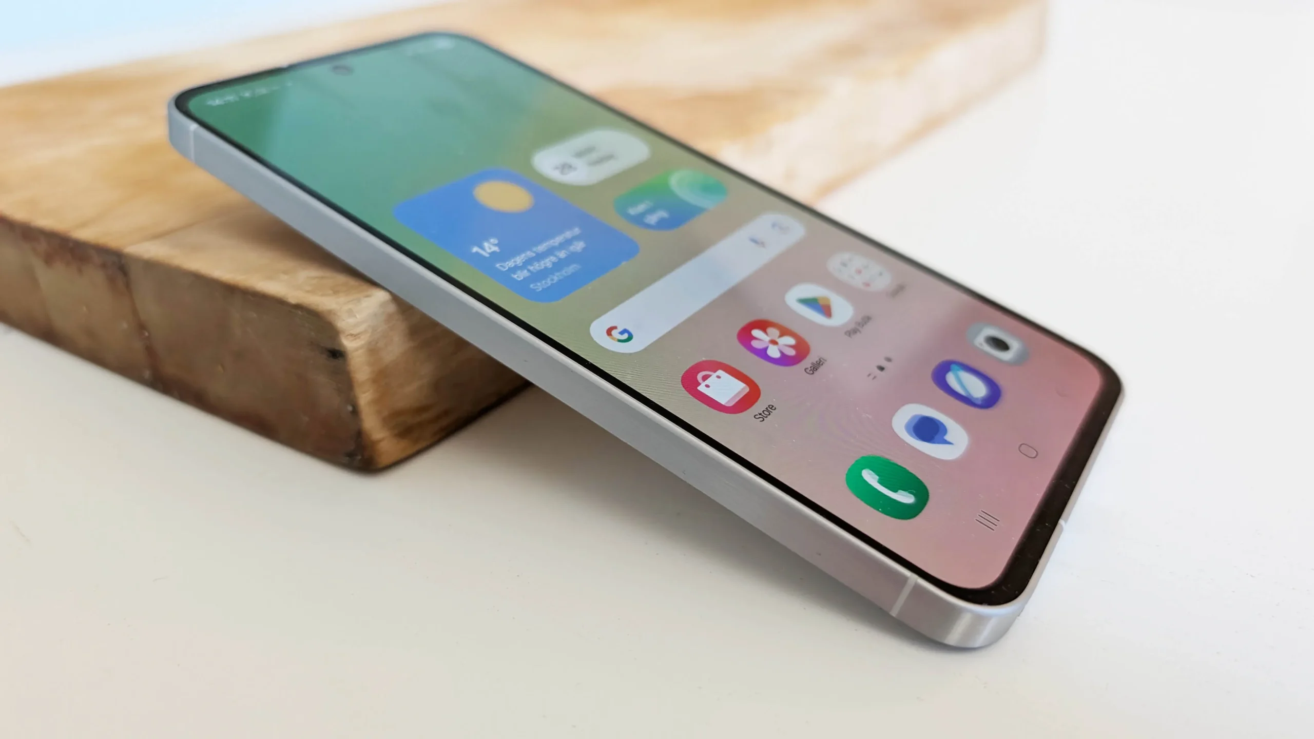 The Samsung Galaxy A57 and A37 devices, featuring a 6.7-inch 120Hz Super AMOLED display and a powerful Exynos 1680 processor, with a 50Mp main camera and a 5000mAh battery, available in various colour options, including Awesome Gray, Awesome Icyblue, Awesome Lilac, and Awesome Navy