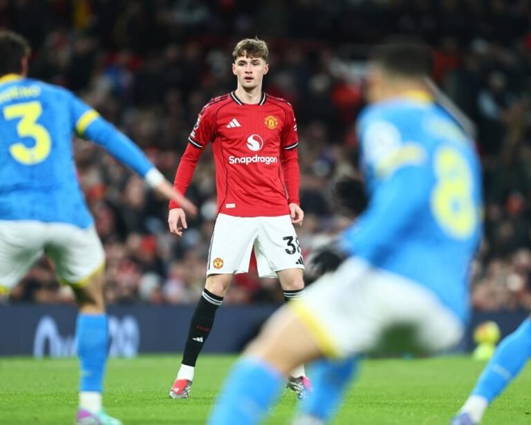 Manchester United coach Amorim warns teenagers for Leeds clash
