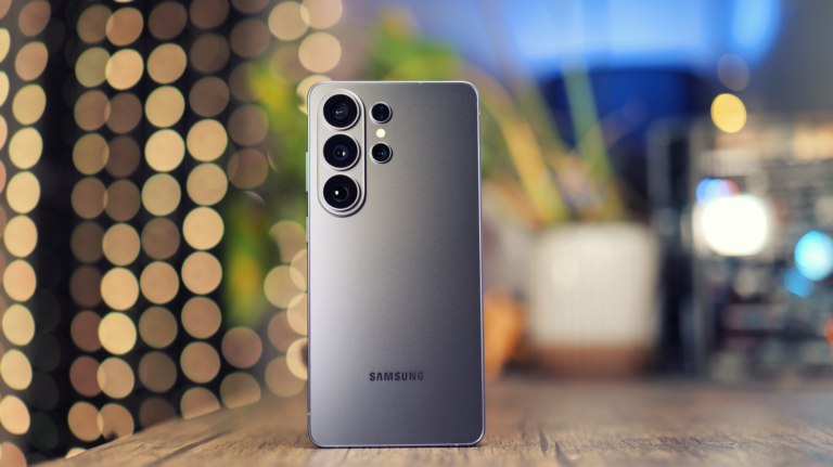 The Samsung Galaxy S26 Ultra, with its large display and sleek design, is the perfect device for anyone looking for a powerful and feature-rich smartphone in the UK. With its advanced camera system and long-lasting battery, this phone is ideal for capturing life's moments and staying connected on the go.