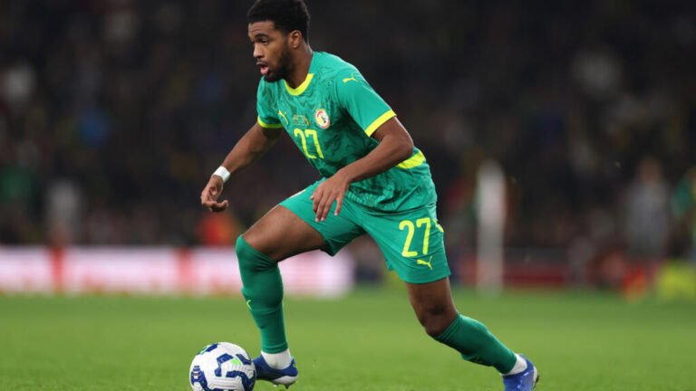 senegal football team celebrating afcon win