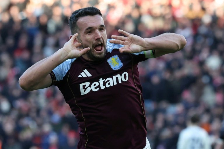 Premier League football match in action