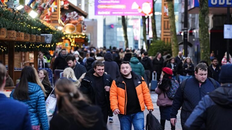 UK retailers reveal festive figures