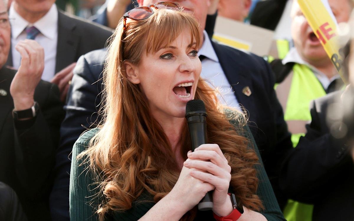 UK supermarket workers on strike