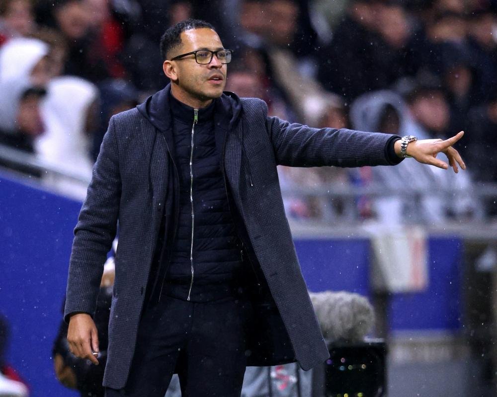 Liam Rosenior in London for Chelsea talks