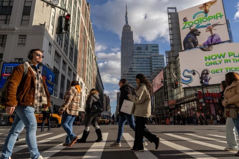 US Treasuries advance and uk economy