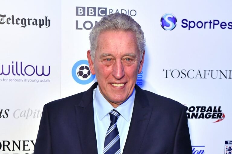 martin chivers tottenham legend