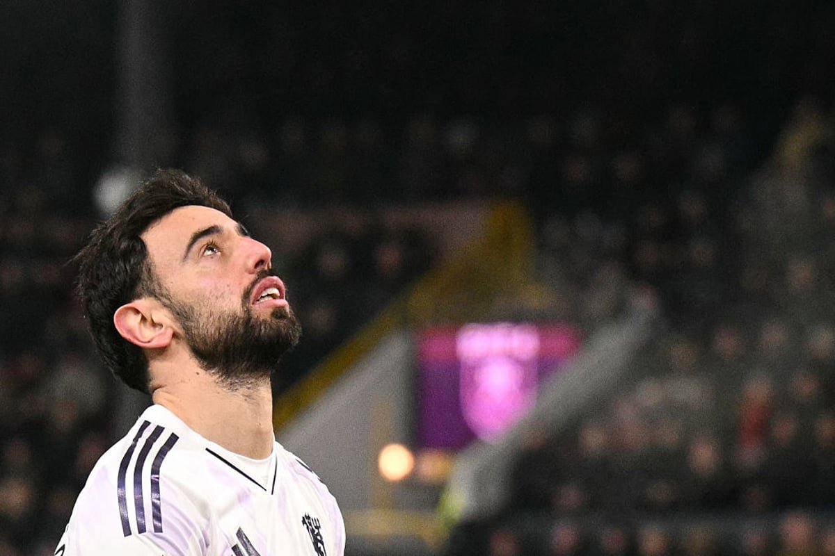 Manchester United Bruno Fernandes in action