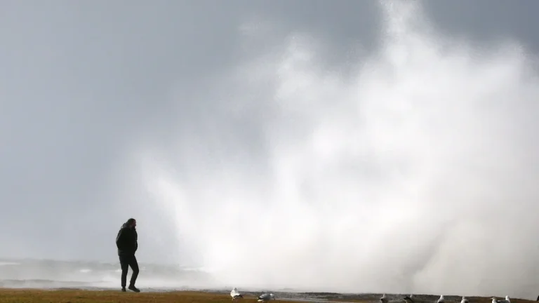 A map of the UK showing the path of Storm Dave, with a dark cloud and strong winds, highlighting the areas that will be affected by the storm, including the western coast and major cities, with a focus on the storm's impact on the environment and wildlife.