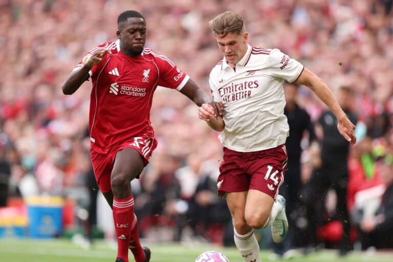 Arsenal vs Liverpool Premier League match