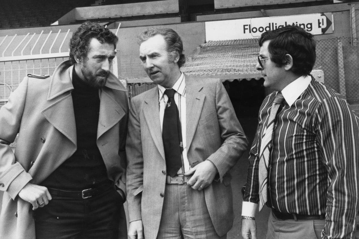 Martin Chivers scoring a goal