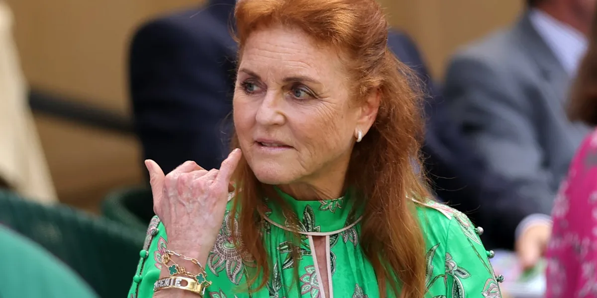 A photo of Sarah Ferguson, the Duchess of York, with a concerned expression, the royal family is searching for her, Sarah Ferguson missing