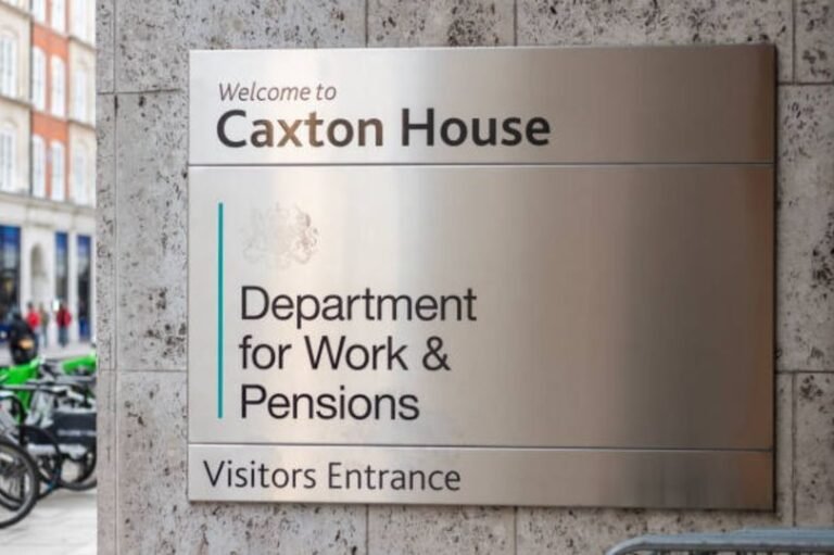 DWP benefit cut affects 650,000 claimants
