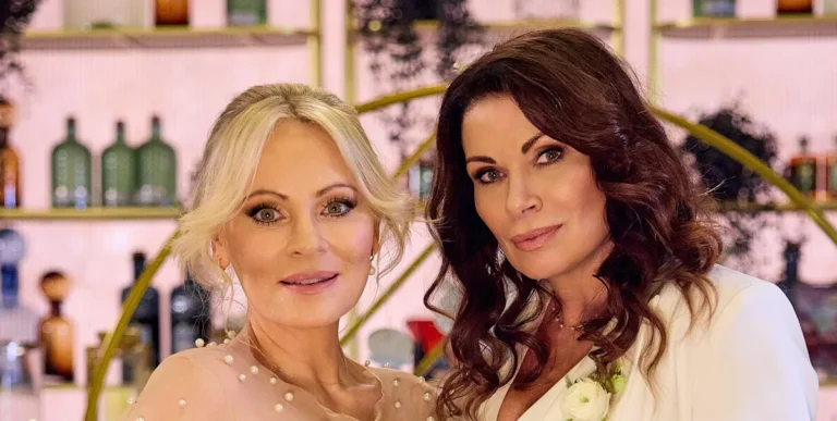 Coronation Street's Carla and Lisa share a romantic kiss on their wedding day, surrounded by friends and family, a beautiful moment captured in the show's new credits sequence, showcasing the couple's love and commitment