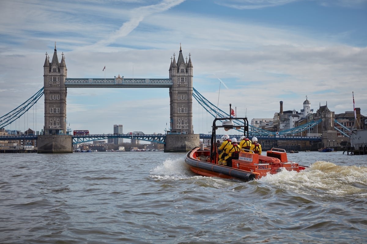 Colombian fugitive caught by Chiswick lifeboat crew