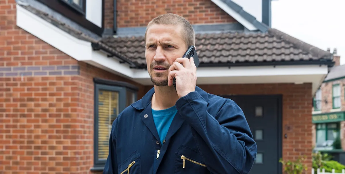 Coronation Street spoiler alert: Carl Webster's death is a significant plot twist that will have far-reaching consequences for the characters, get the latest news and updates on the upcoming ITVX episode, featuring a shocked resident of Coronation Street