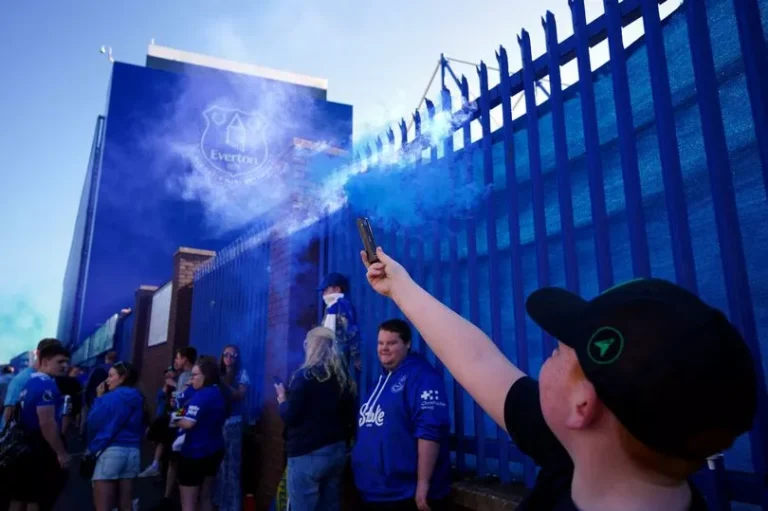 Everton vs Southampton football match