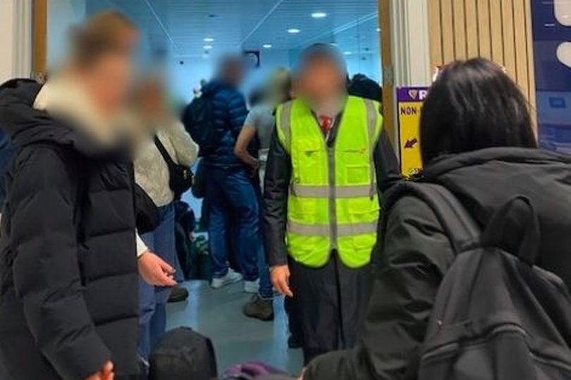 Ryanair plane taking off with baggage warning