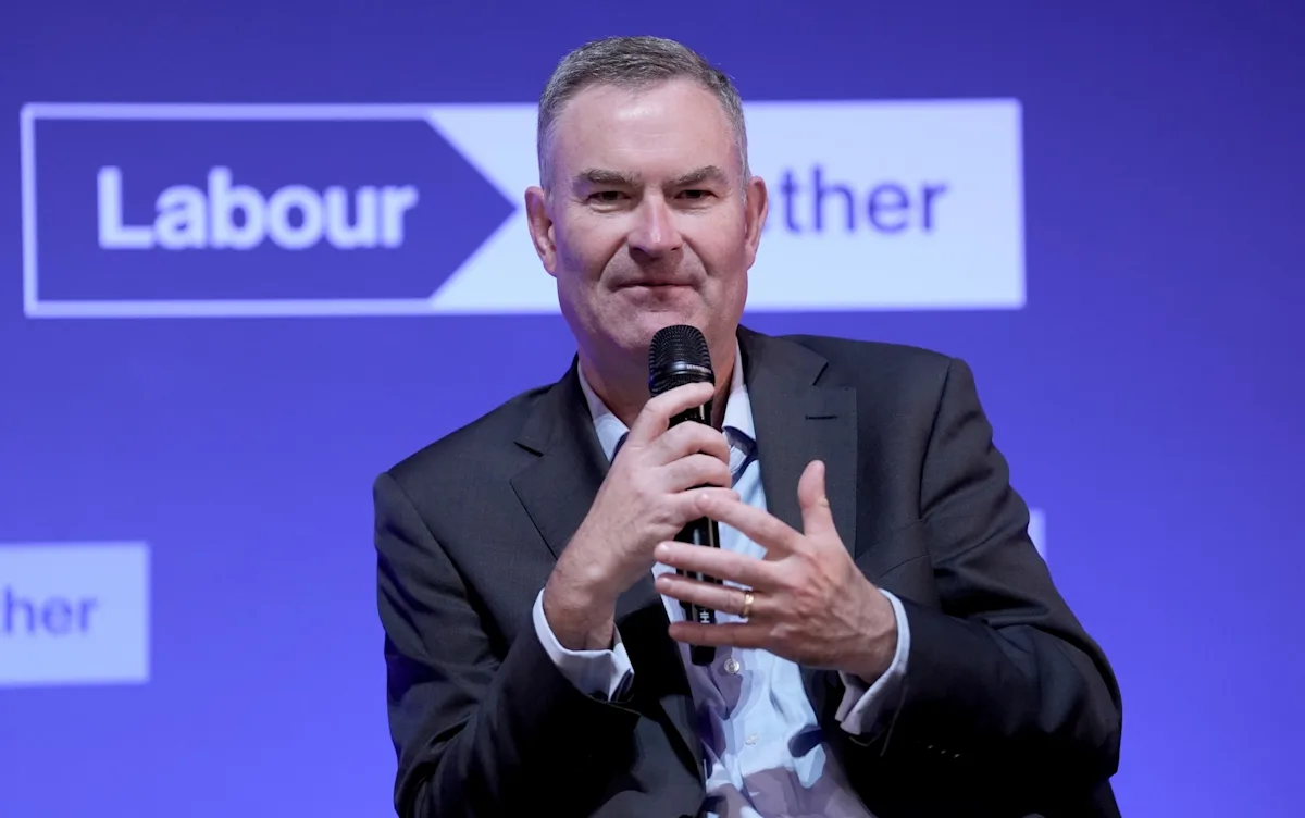 Sir Keir Starmer awards a knighthood to a former Tory MP, sparking controversy and debate about the British honours system and the role of honourable titles in modern politics, with a focus on the knighthood ceremony and the reactions of politicians and the public