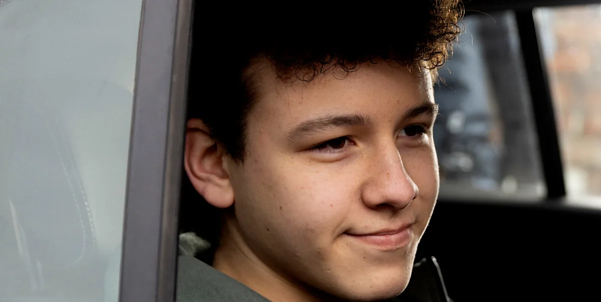 Coronation Street's Will Driscoll makes an emotional exit in a dramatic scene, with the character's journey coming to a close in a satisfying conclusion, showcasing the show's ability to tackle tough subjects and create realistic characters, with a focus on British television and ITVX