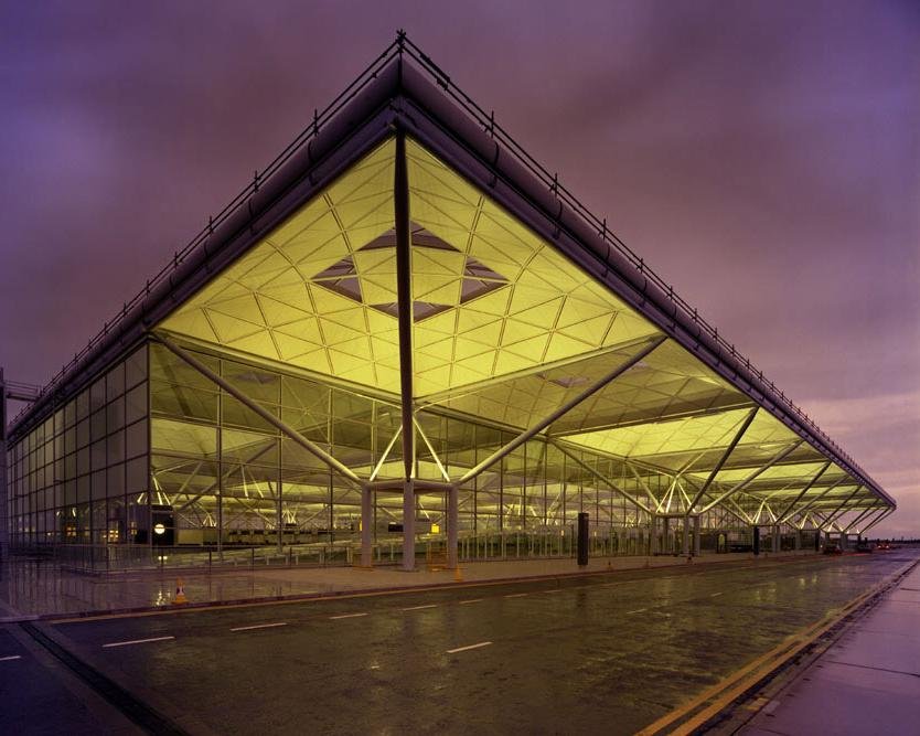 flight delays at uk airports