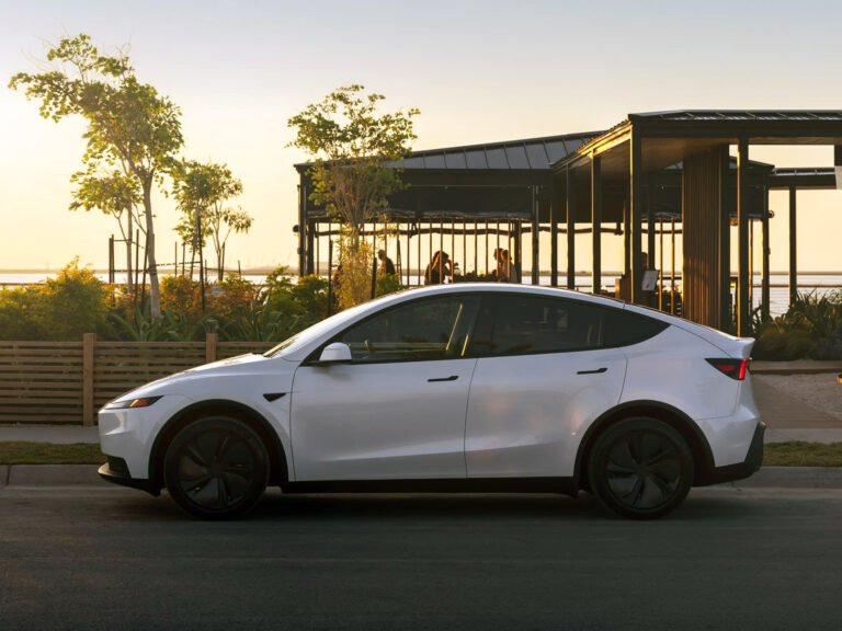 sodium-ion battery production for electric vehicles