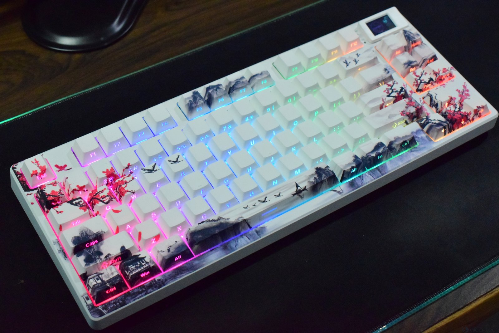 The Womier SK80 Pro keyboard boasts a sleek design with vibrant colour themes, making it a standout among 75% keyboards, with its magnetic switch-based mechanism and impressive visual styling that is sure to mesmerize enthusiasts of mechanical and magnetic keyboards alike