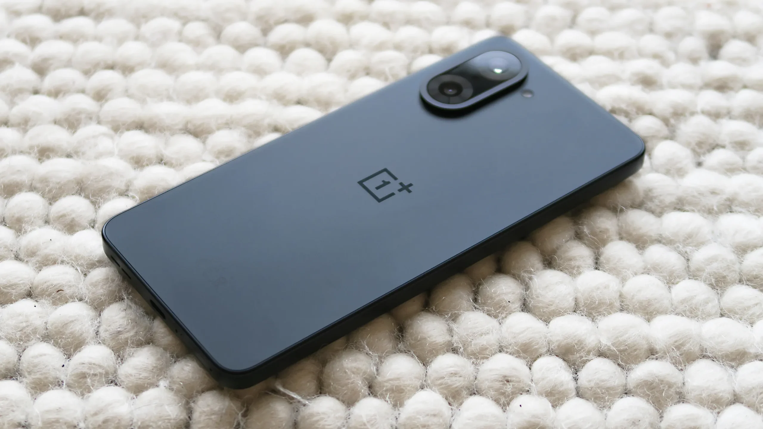 OnePlus budget phone series launching in India, with a range of devices and competitive pricing, offering a unique combination of features and affordability, set to capture a larger share of the global market, with a focus on emerging markets and a potential launch in the UK, featuring a sleek design and advanced features, making it an attractive option for budget-conscious consumers in the UK and beyond.