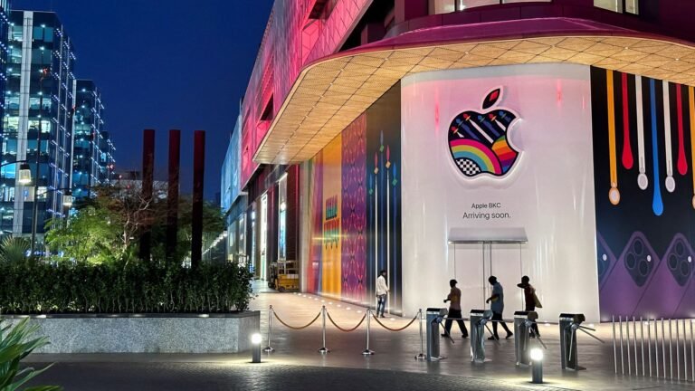 Apple's latest earnings report reveals a significant surge in revenue, driven by strong iPhone sales and a focus on innovation. The tech giant's ability to adapt to changing consumer behaviour has been key to its success, with a colour palette of products and services that resonate with consumers.