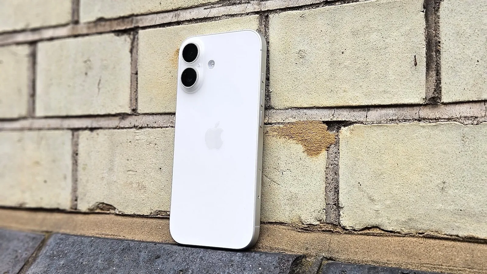 The iPhone 18 is expected to feature a sleek design and enhanced camera capabilities, making it a top choice for UK consumers looking for a high-quality smartphone with advanced features like Siri AI