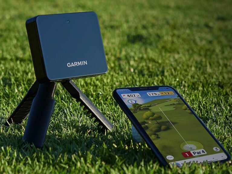 Garmin's new 60 GHz radar device, featuring advanced technology and sleek design, set to launch in spring 2026, with a focus on precision and accuracy, incorporating 60 GHz radar capabilities