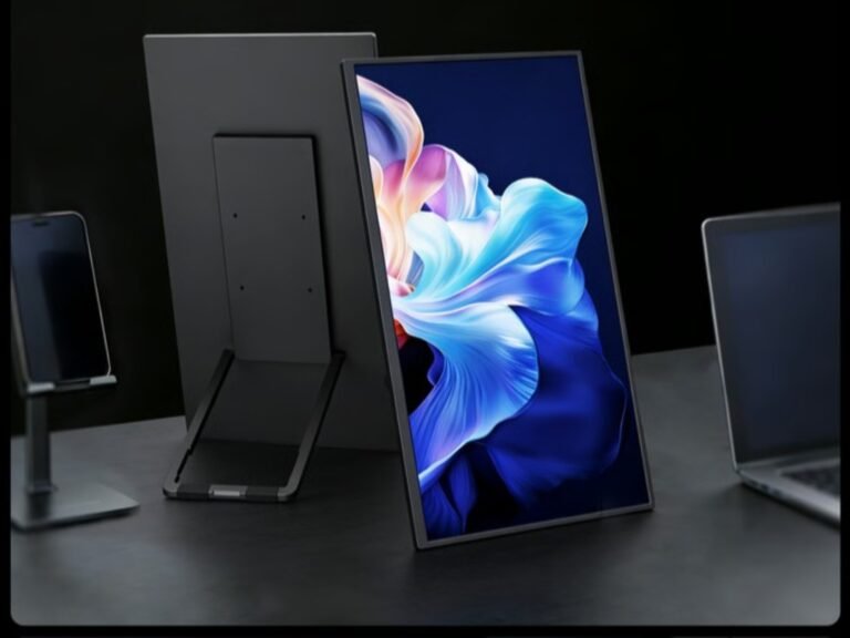 The Vuelim 18.5-inch wireless monitor features a large BOE panel and true-wireless connectivity, perfect for boosting productivity and entertainment with its high-quality display and colour accuracy, making it an ideal wireless monitoring solution