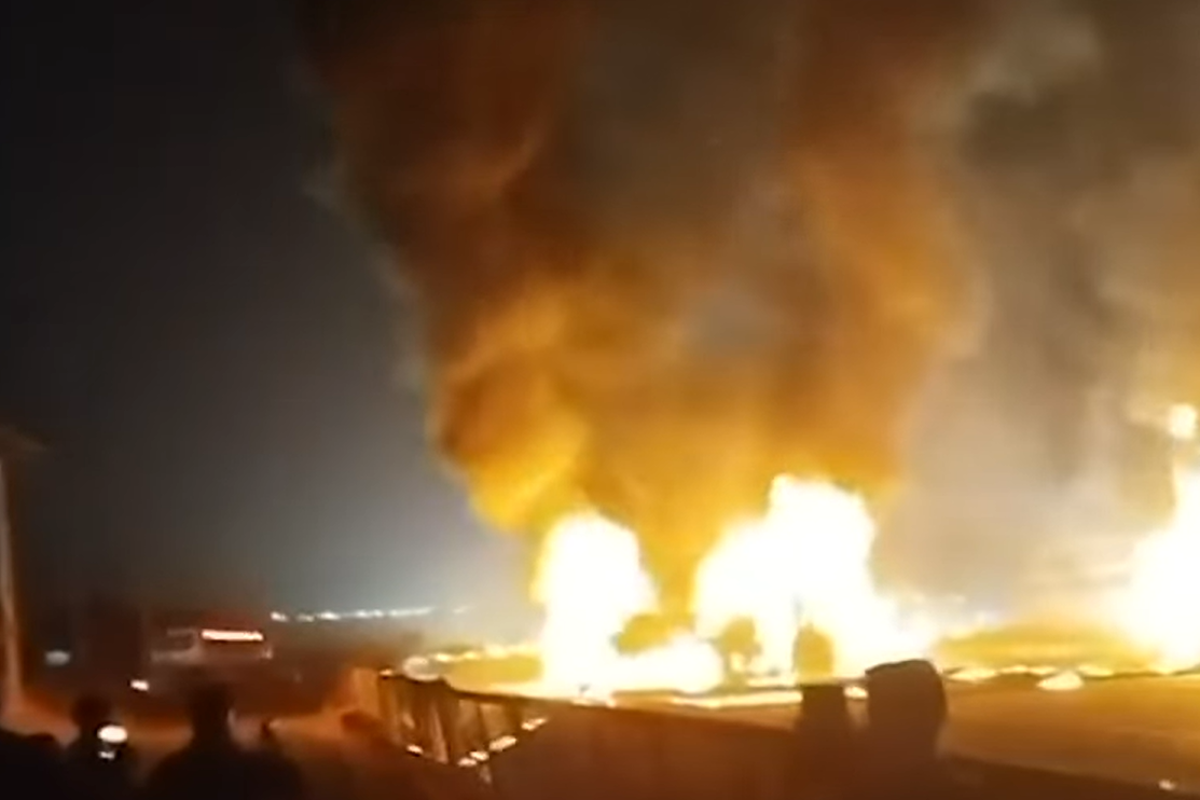 India bus collision aftermath