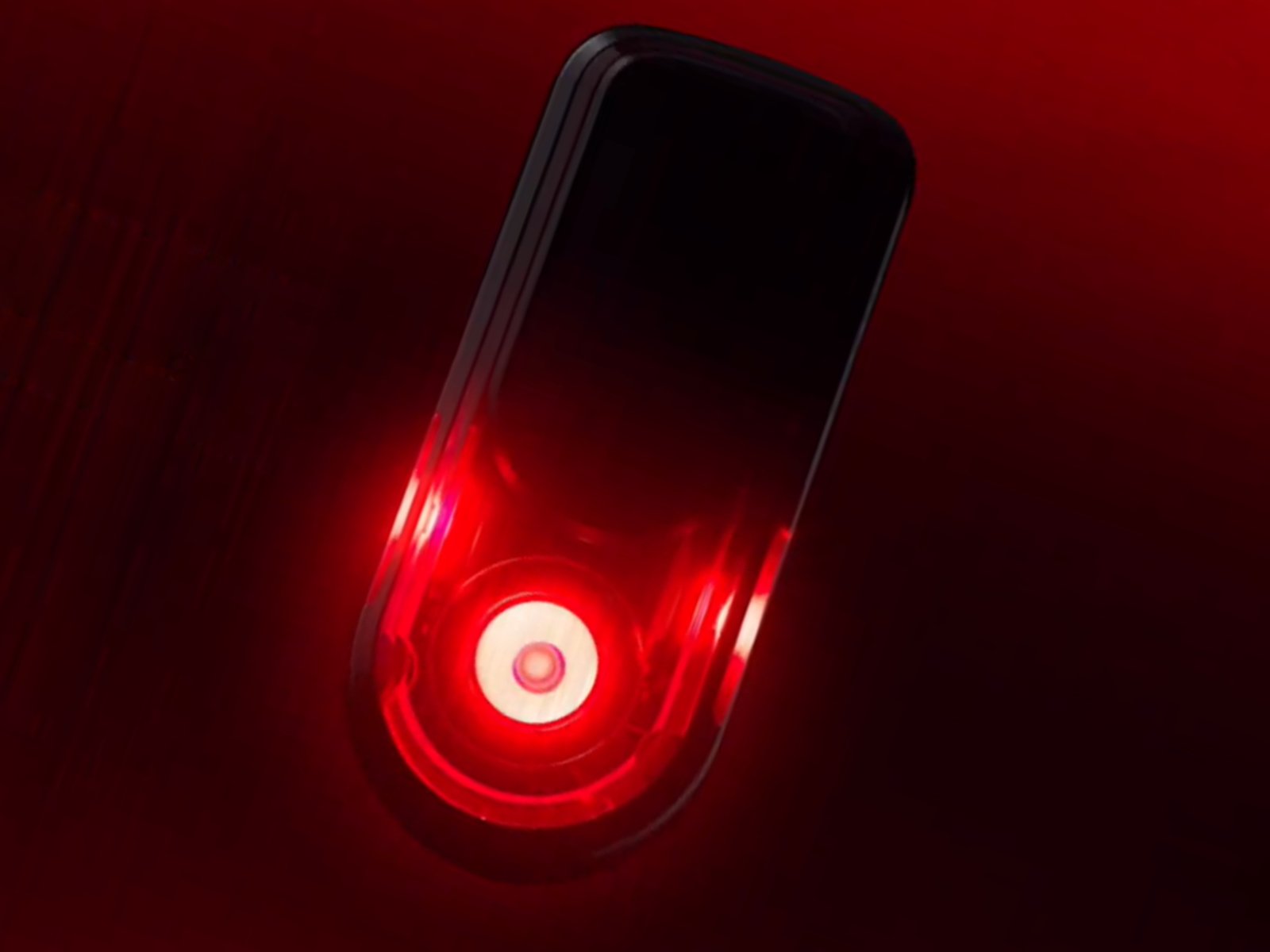 The Garmin Varia RearVue 820 radar-enabled tail light in action, providing cyclists with a safe and awareness-enhancing riding experience with its advanced radar technology