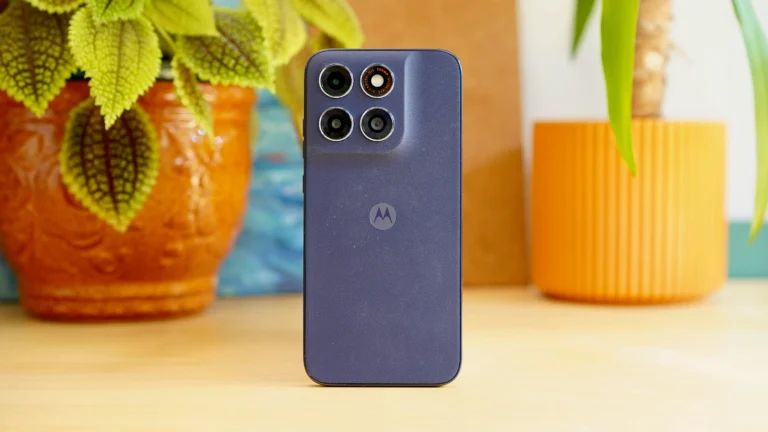Motorola Moto G87 phone with a 6.78-inch display
