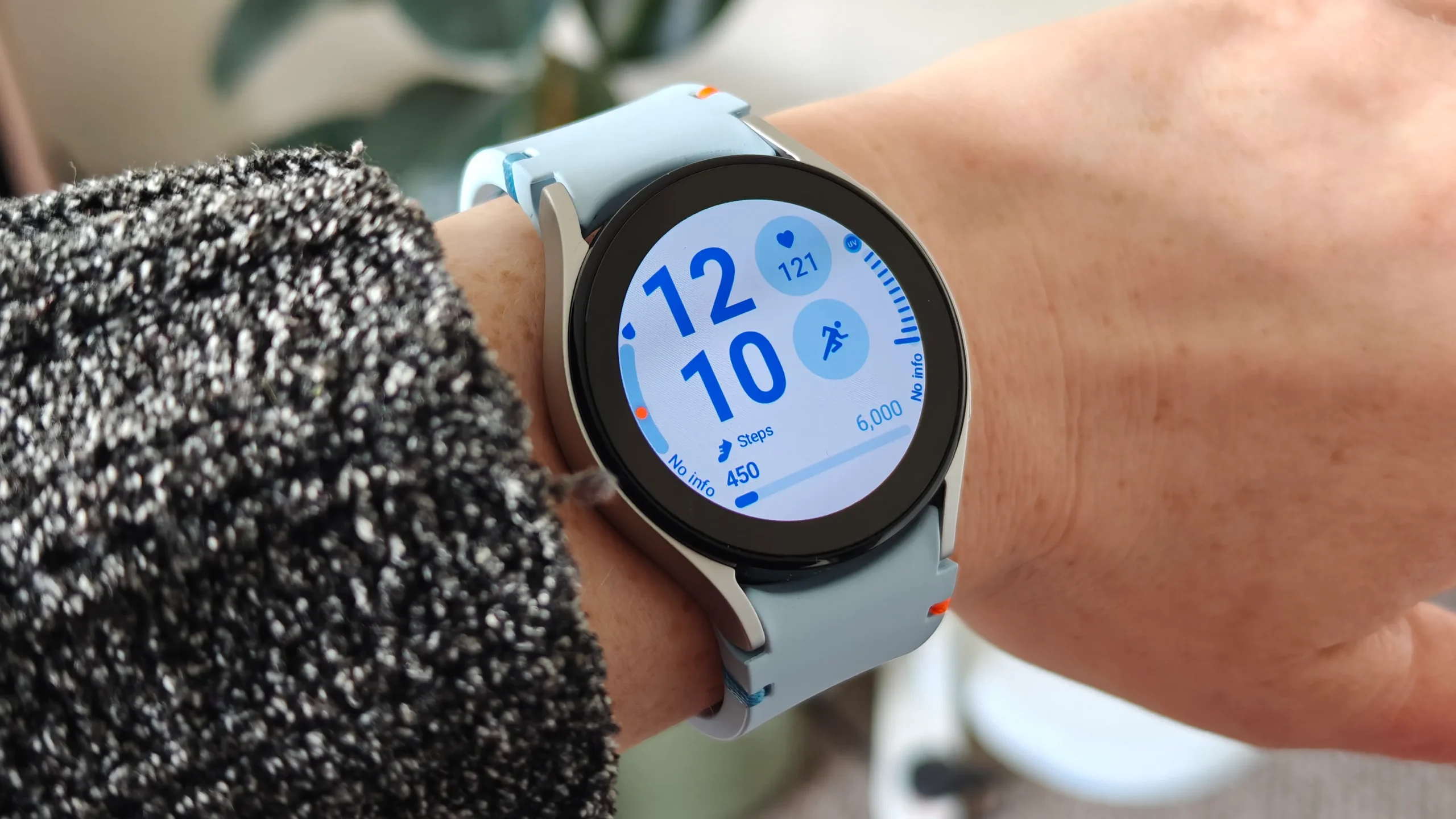 Samsung Galaxy Aero smartwatch