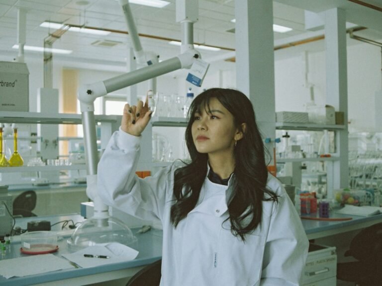 A self-sustaining pacemaker powered by heartbeats, featuring a compact capsule-sized design and groundbreaking technology, with a focus on pacemaker technology and cardiac care, set to transform the medical landscape with its innovative approach to harnessing the body's natural energy