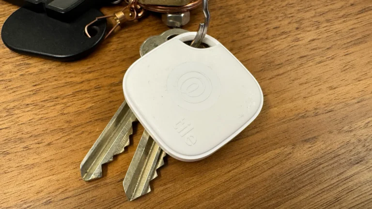 Google Pixel Tag and Tile Slim
