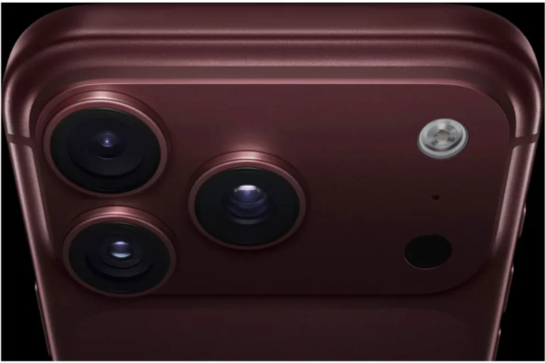 iPhone 18 Pro camera screen showing reference image verification feature