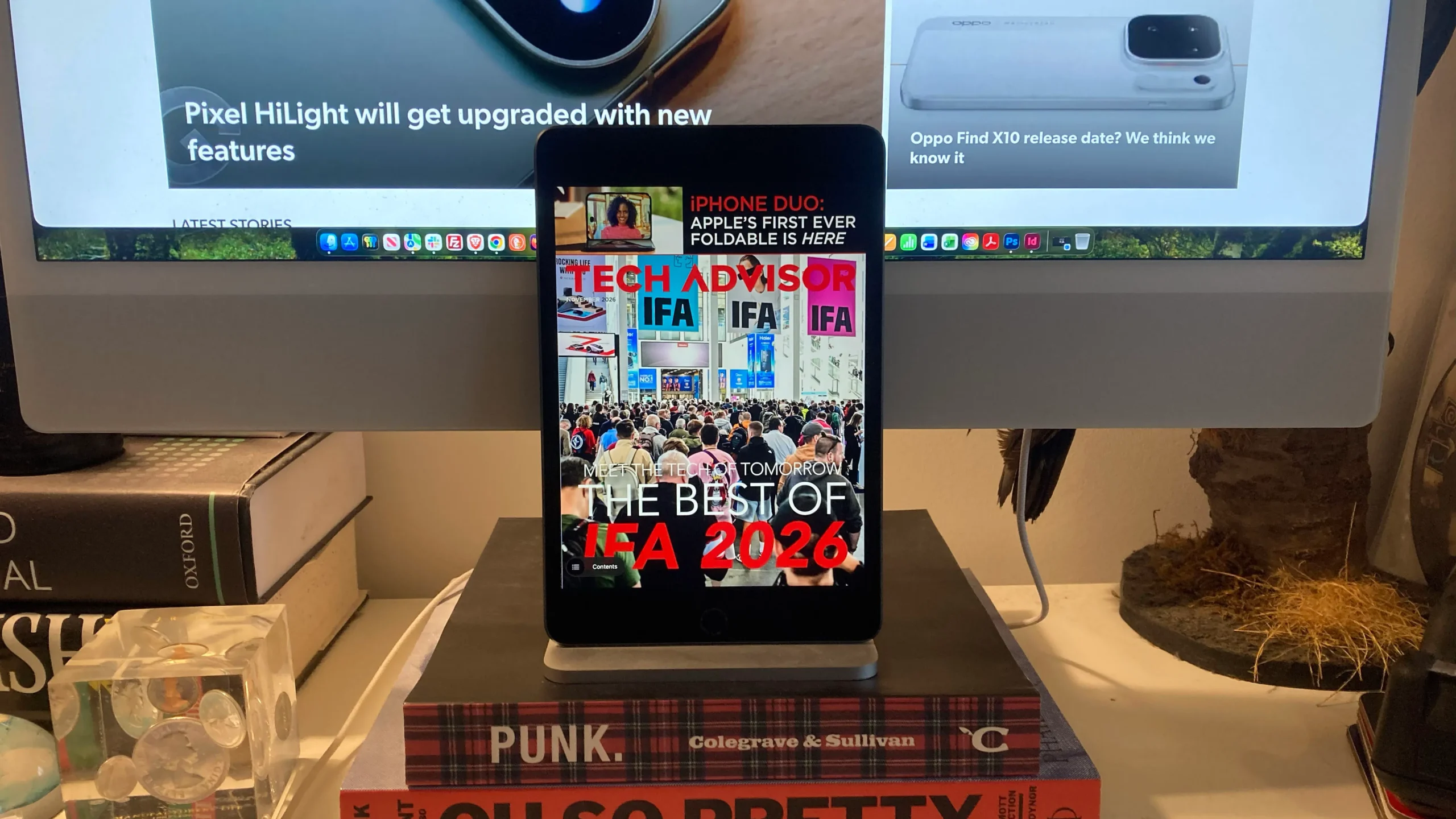 Cover of Tech Advisor November 2026 featuring IFA showcase and Apple iPhone Duo