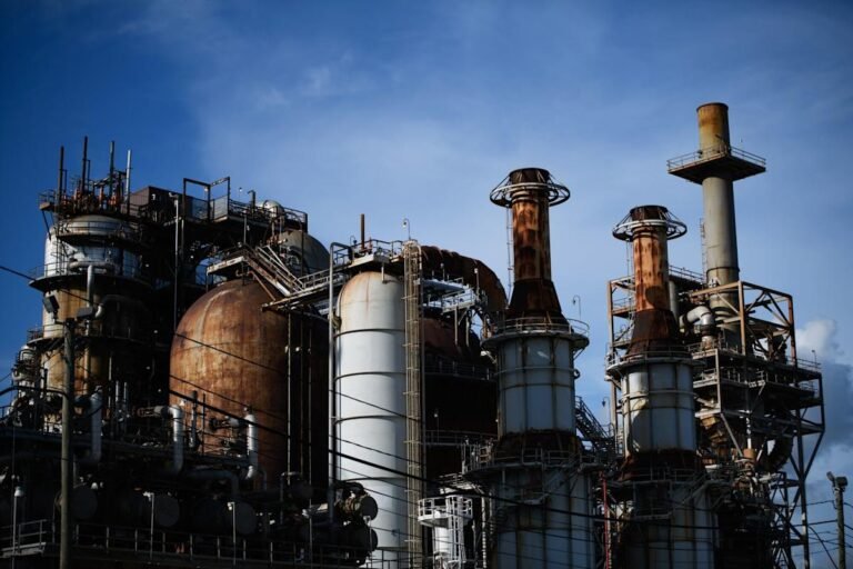 oil prices rising due to venezuela exports pressure