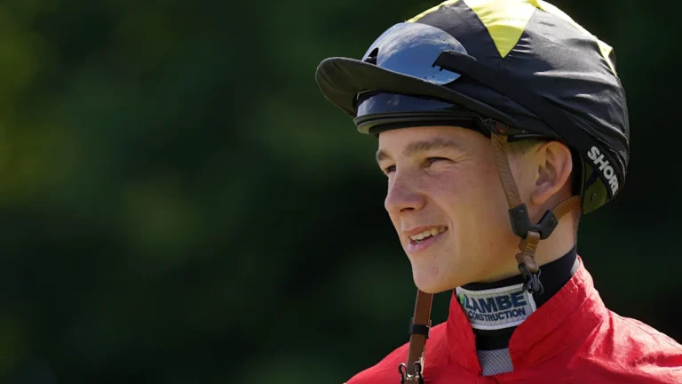 billy loughnane horse racing record winner