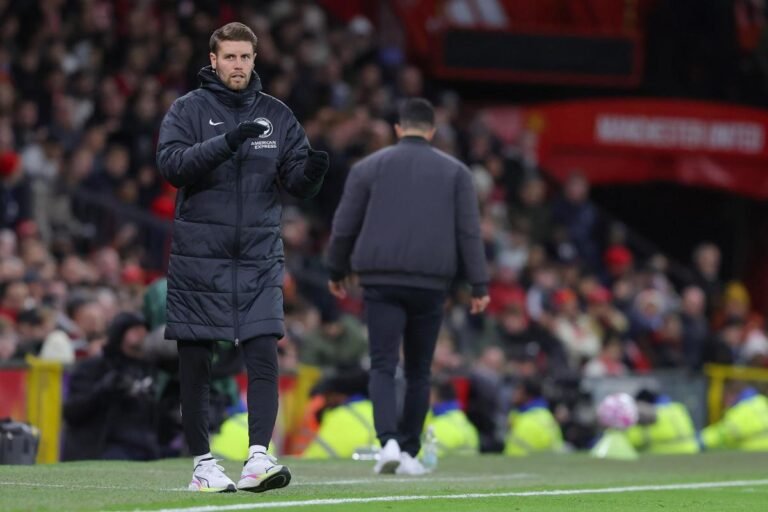 Albion players celebrate Christmas with Hurzeler